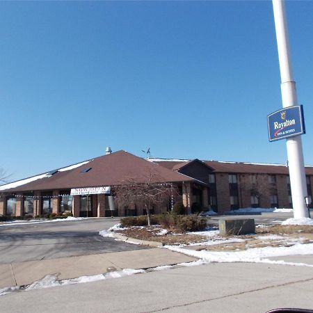 Royalton Inn And Suites, Wilmington,Ohio Екстериор снимка